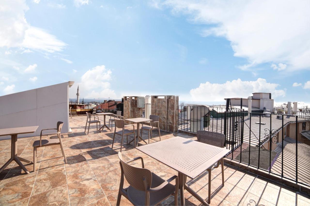 Seven Roses Apart Hotel Истанбул Екстериор снимка