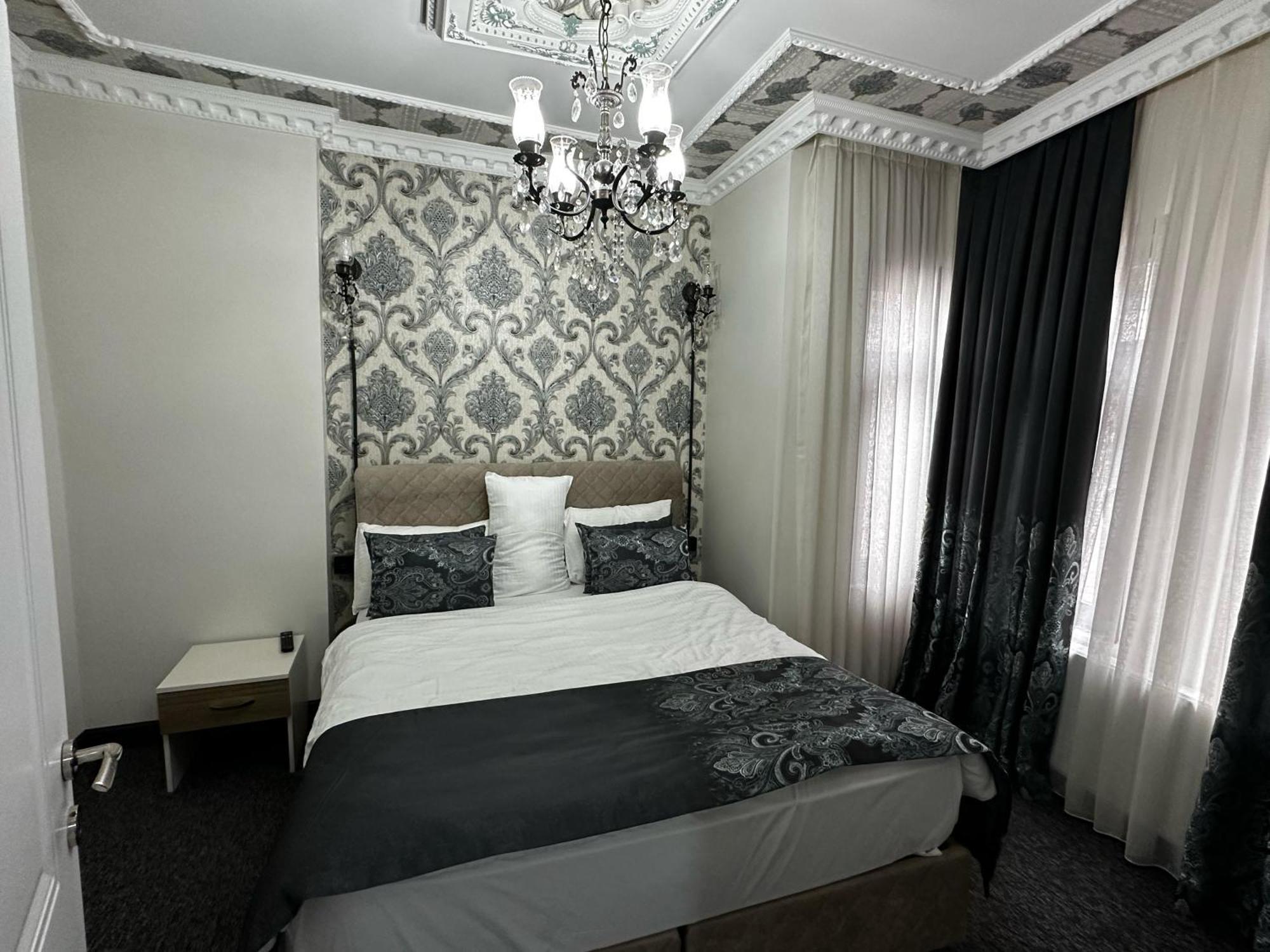 Seven Roses Apart Hotel Истанбул Екстериор снимка