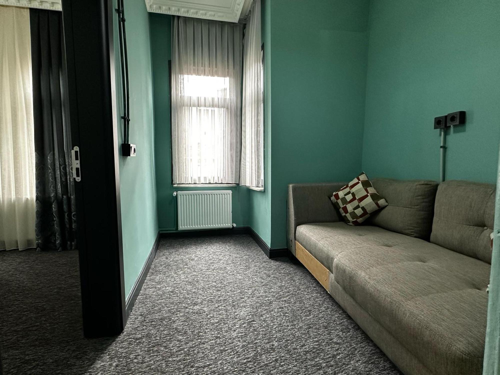 Seven Roses Apart Hotel Истанбул Екстериор снимка